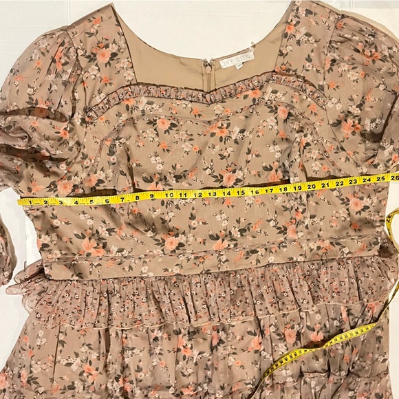 Ivy City Tiered Floral Maxi Dress - Picture 10 of 14